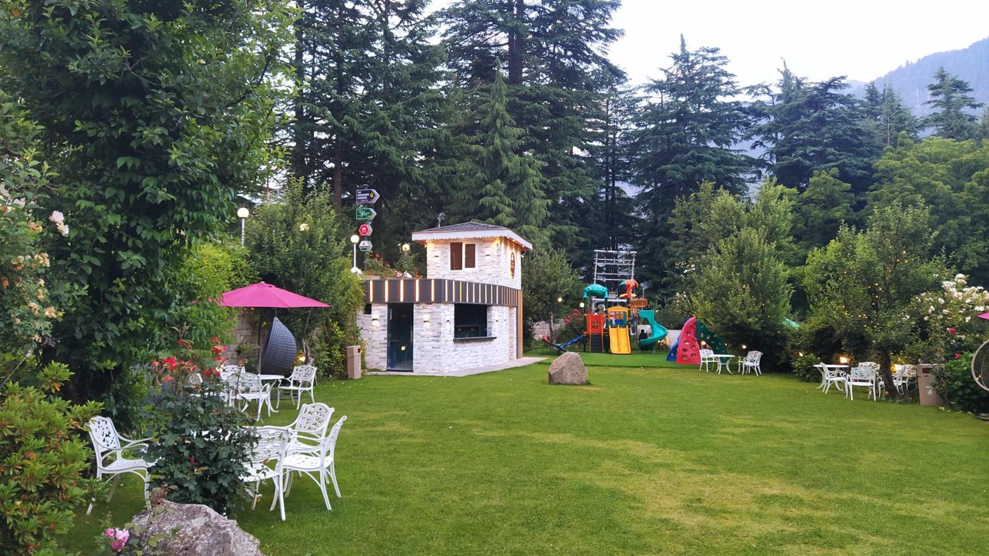 The Orchard Greens Manāli Buitenkant foto